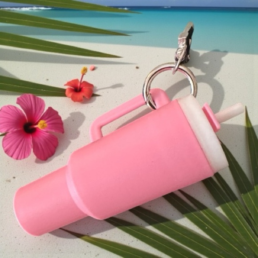 Pink Tumbler Keychain & Bag Charm Lipstick, Cash or Key Holder. NWOT.